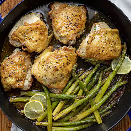 Garlic Butter Chicken Thighs with Asparagus 1